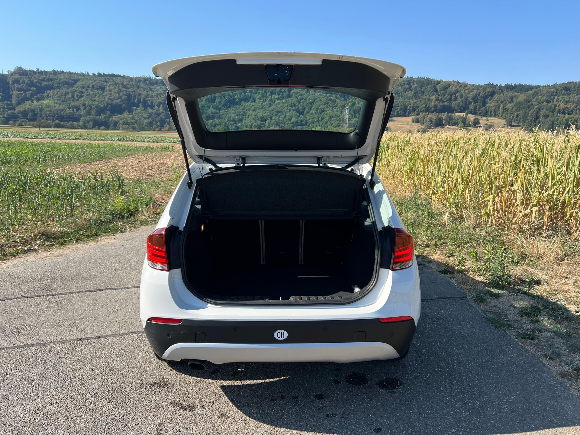 BMW X1 xDrive 20d Steptronic-image-13