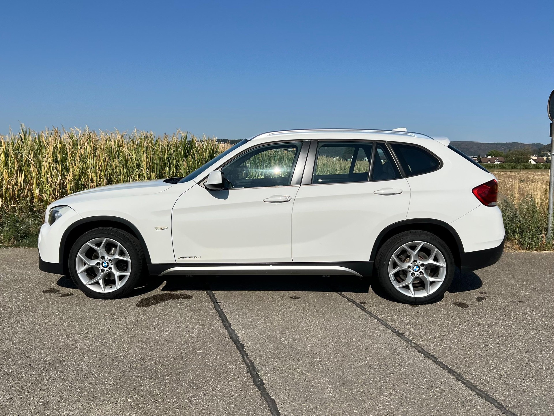 BMW X1 xDrive 20d Steptronic-image-1