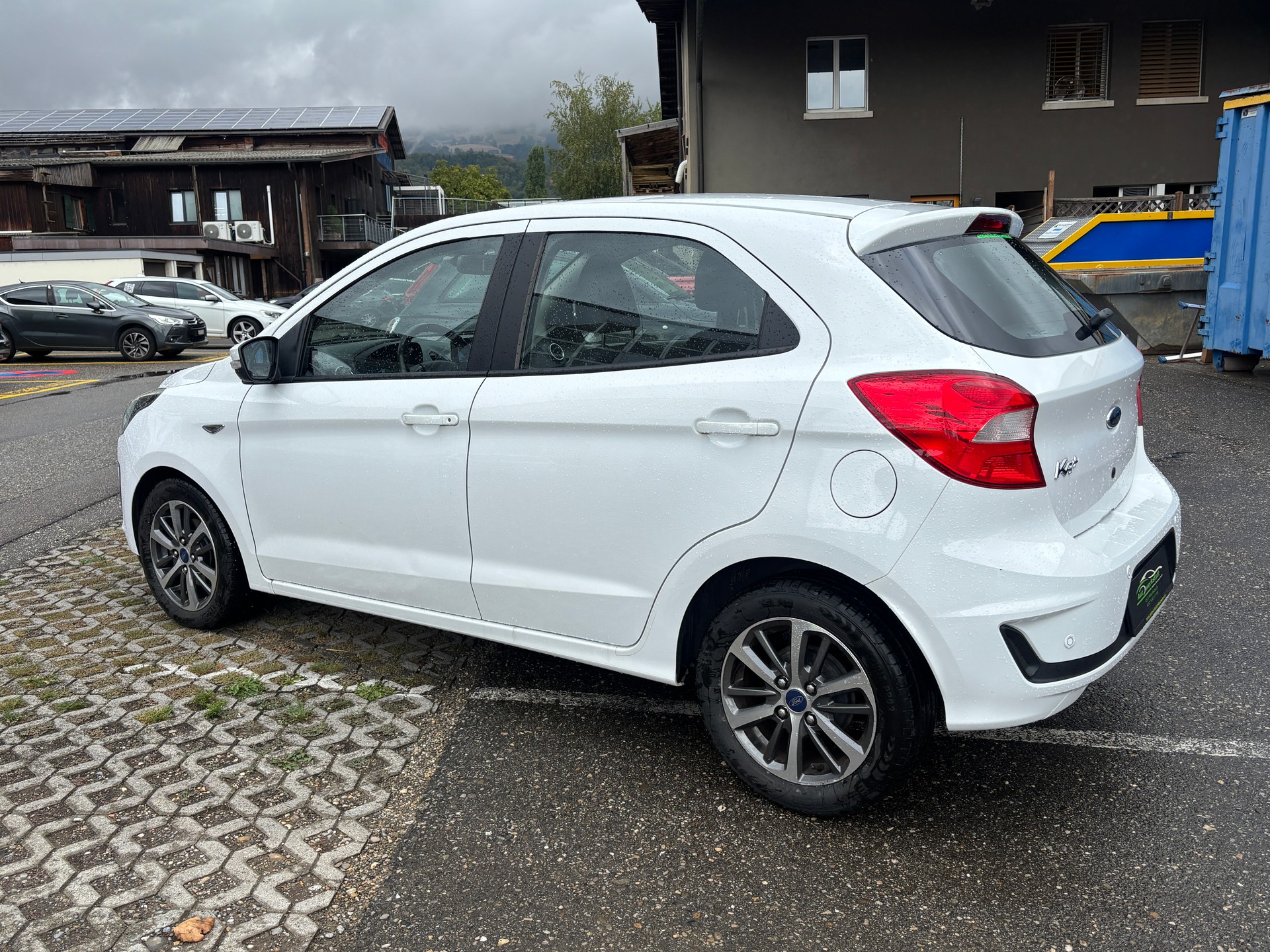 FORD KA+ 1.2 Ti-VCT Cool&Sound-image-2