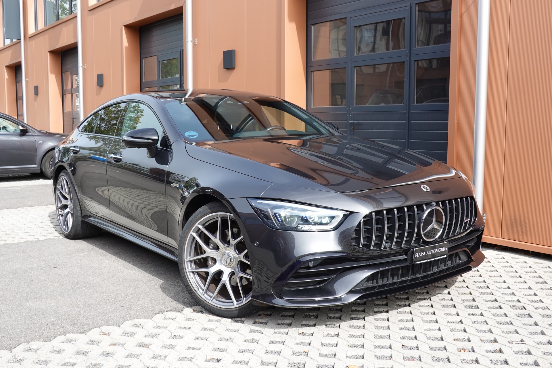 MERCEDES-BENZ AMG GT 4 53 4Matic+ Executive Speedshift MCT - "CH Auto * Pack AMG Night * Son Burmester * Sièges Electrique *Head-Up Display"-image-5