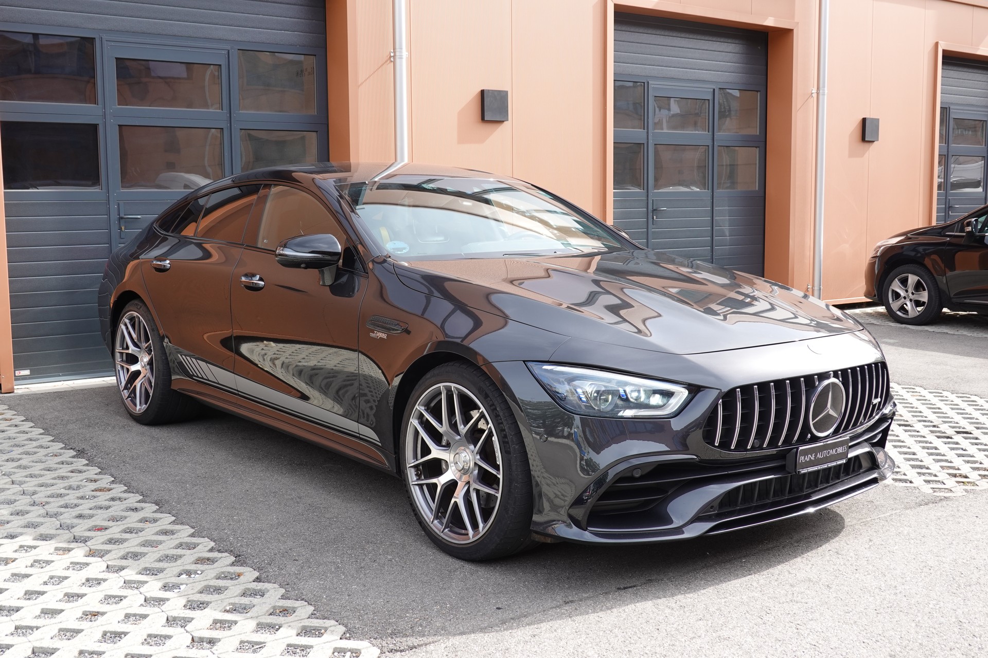 MERCEDES-BENZ AMG GT 4 53 4Matic+ Executive Speedshift MCT - "CH Auto * Pack AMG Night * Son Burmester * Sièges Electrique *Head-Up Display"-showroom-element-2