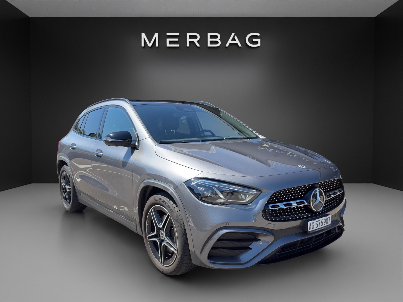 MERCEDES-BENZ GLA 220d 4Matic 8G-DCT