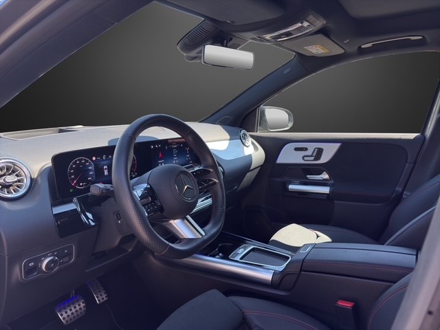 MERCEDES-BENZ GLA 220d 4Matic 8G-DCT-image-6