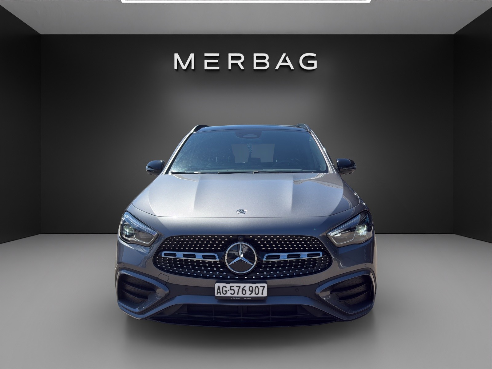 MERCEDES-BENZ GLA 220d 4Matic 8G-DCT-image-5