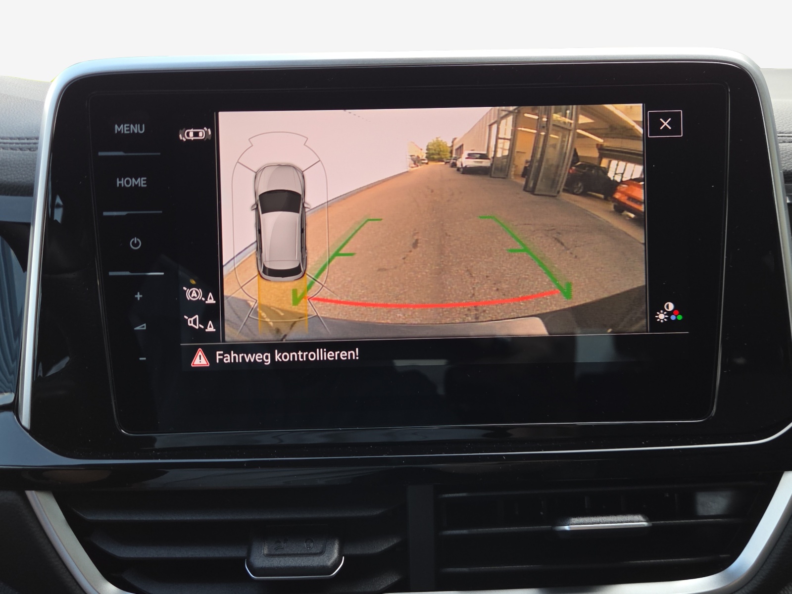 VW T-Roc 2.0 TSI R-Line DSG 4Motion-image-13