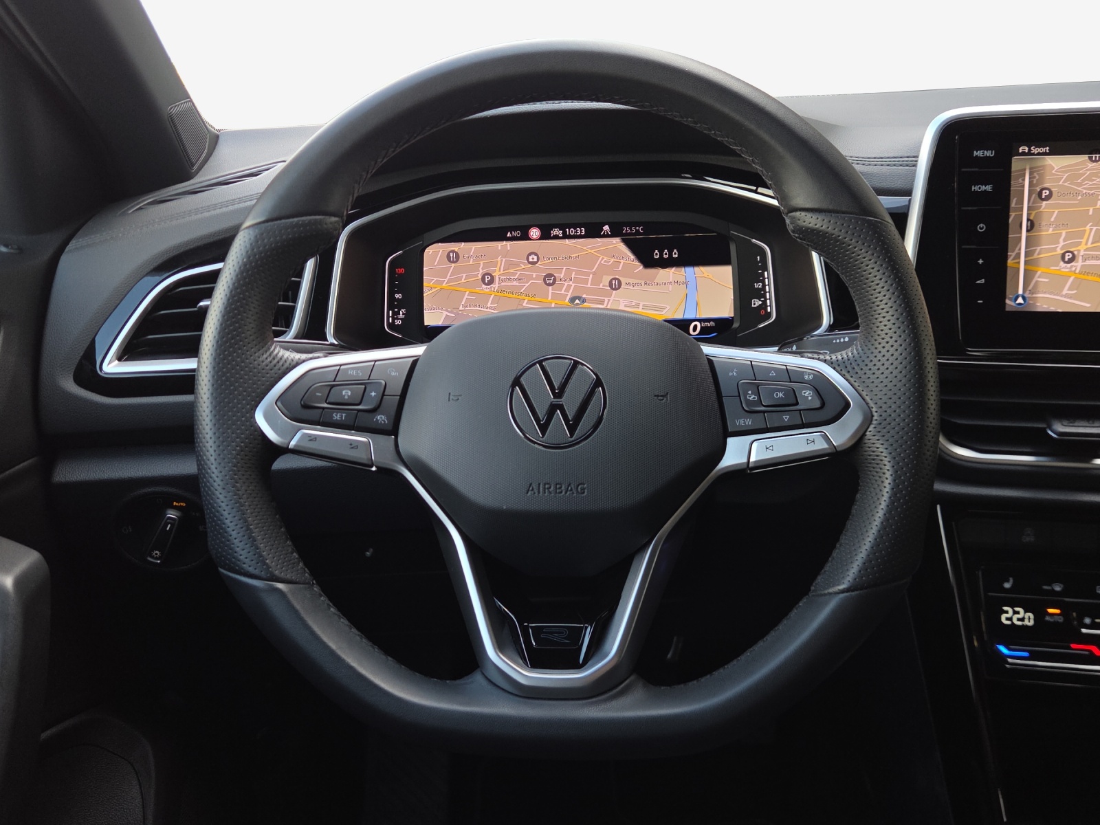 VW T-Roc 2.0 TSI R-Line DSG 4Motion-image-9