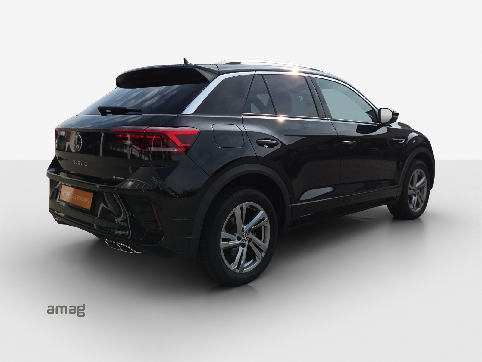 VW T-Roc 2.0 TSI R-Line DSG 4Motion-image-4