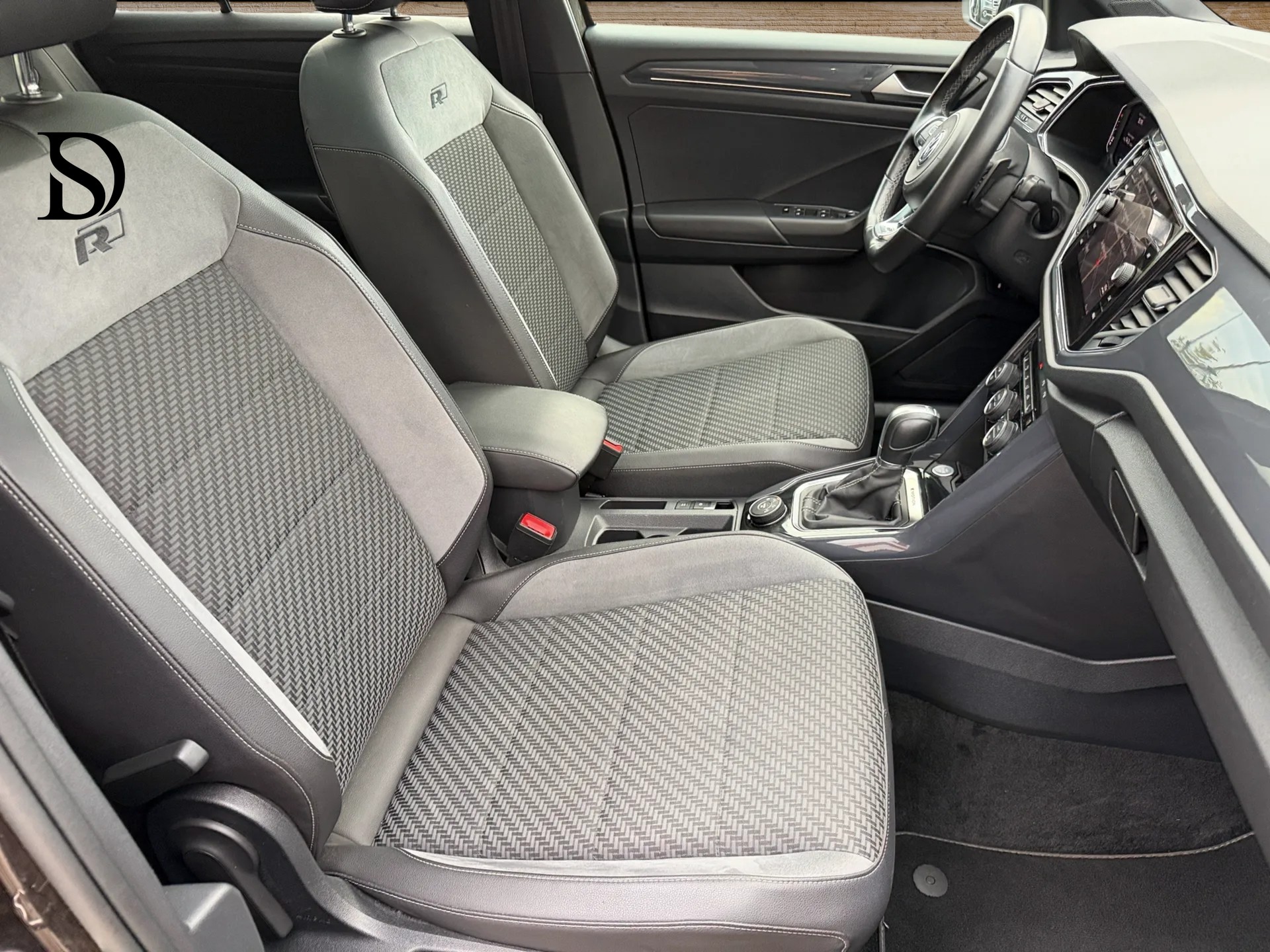 VW T-Roc 2.0 TSI Sport DSG 4Motion-image-11