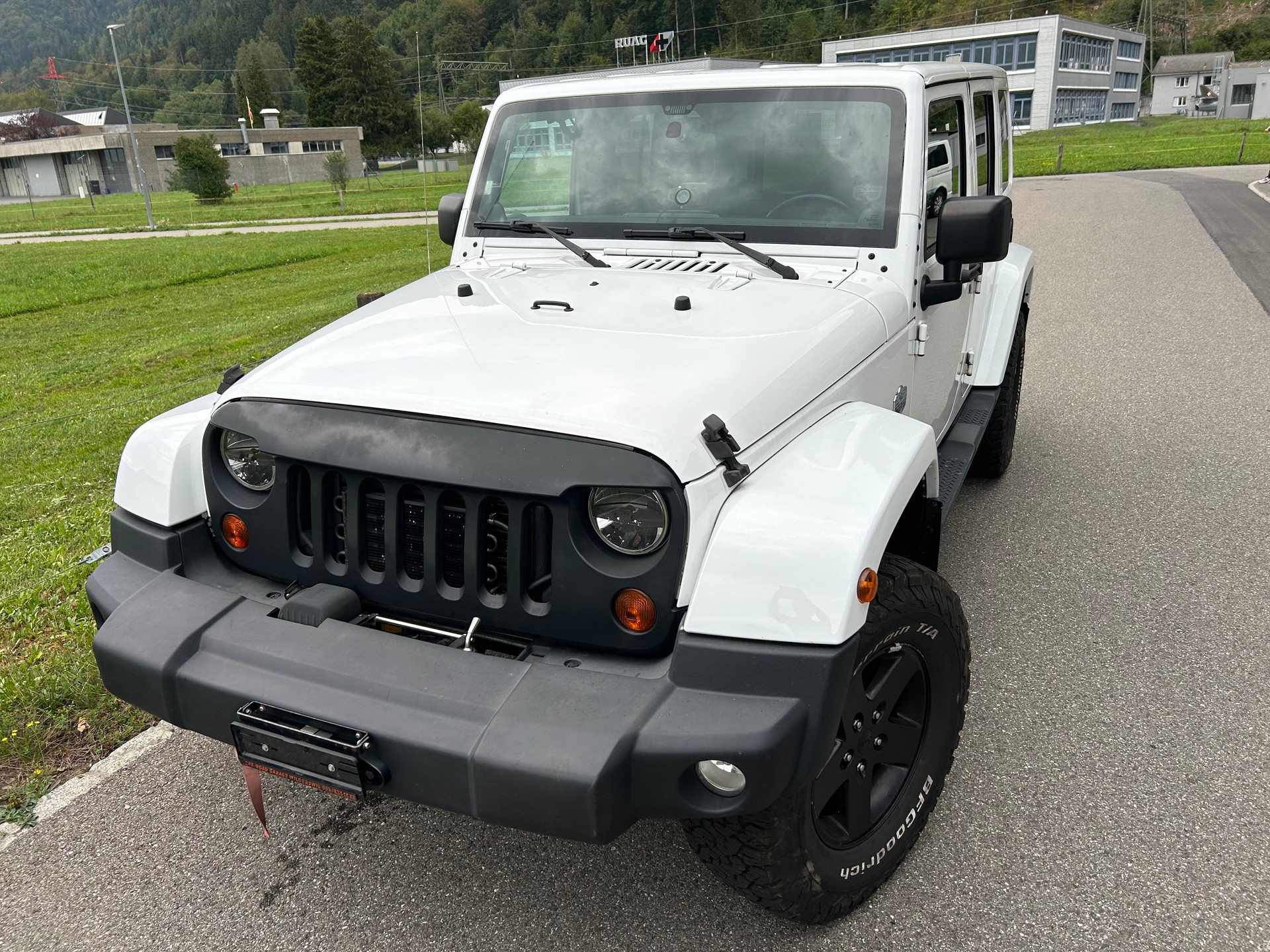 JEEP Wrangler 2.8CRD Unlimited Rubicon Automatic-image-2