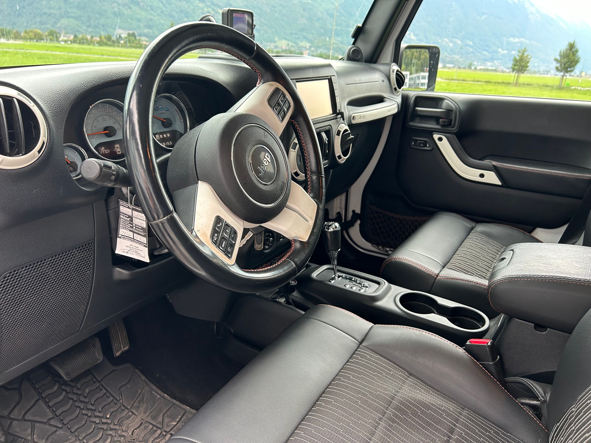 JEEP Wrangler 2.8CRD Unlimited Rubicon Automatic-image-8