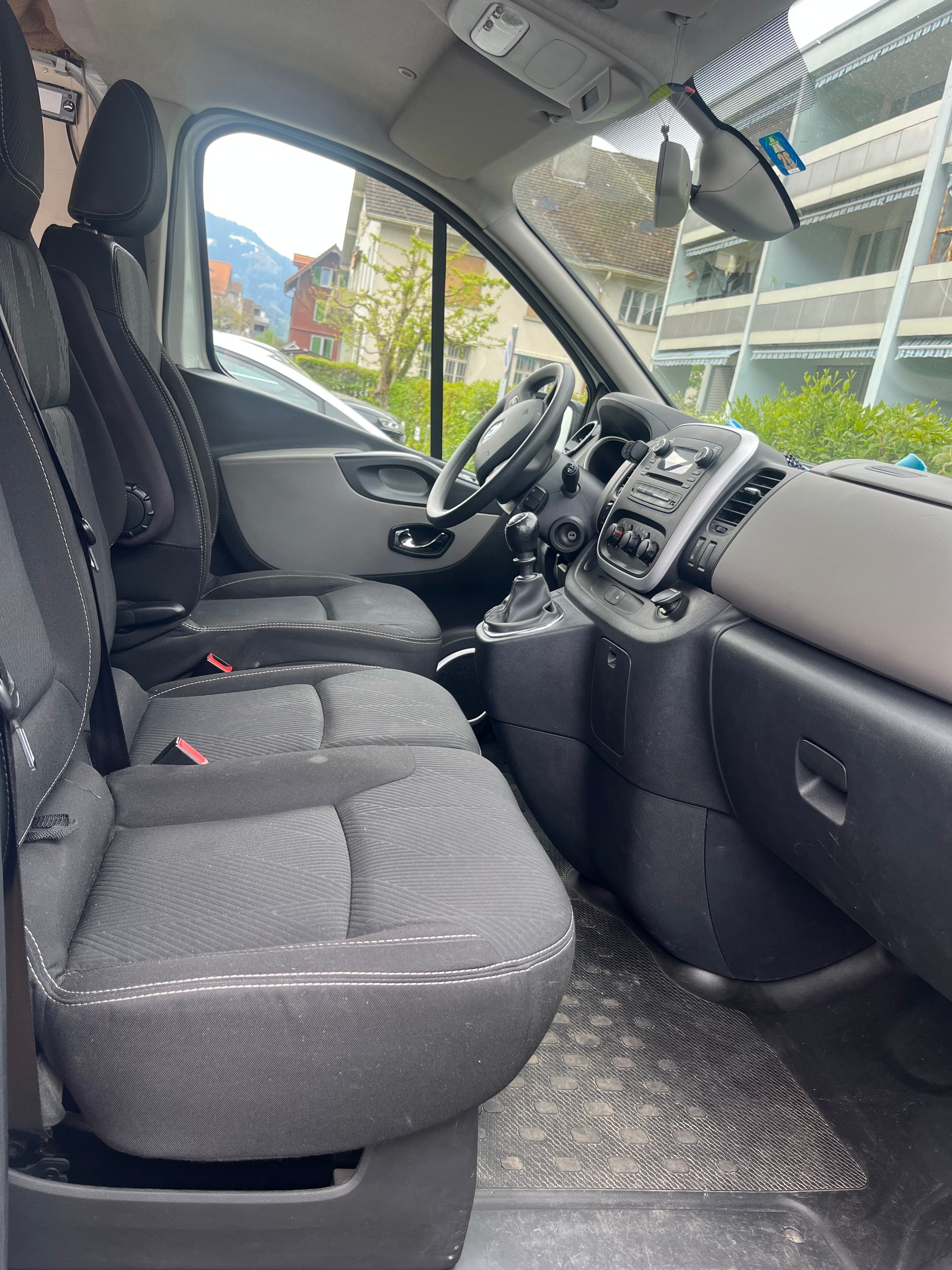 RENAULT 1.6 dCi 120 Business-image-2