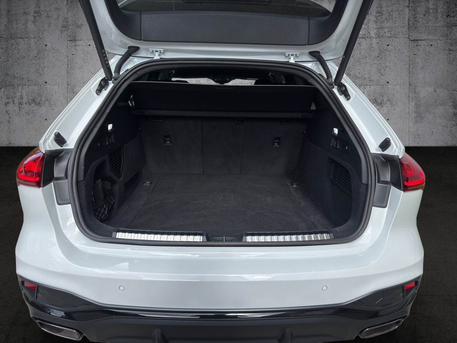 AUDI A5 Avant TFSI quattro 150 kW S tronic *CH-Fzg. / Gratisservice / Garantie*-image-9