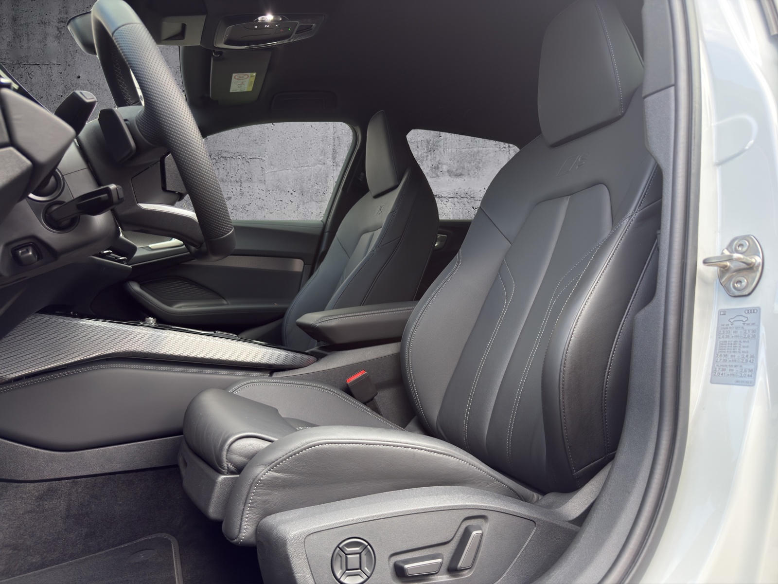 AUDI A5 Avant TFSI quattro 150 kW S tronic *CH-Fzg. / Gratisservice / Garantie*-image-5