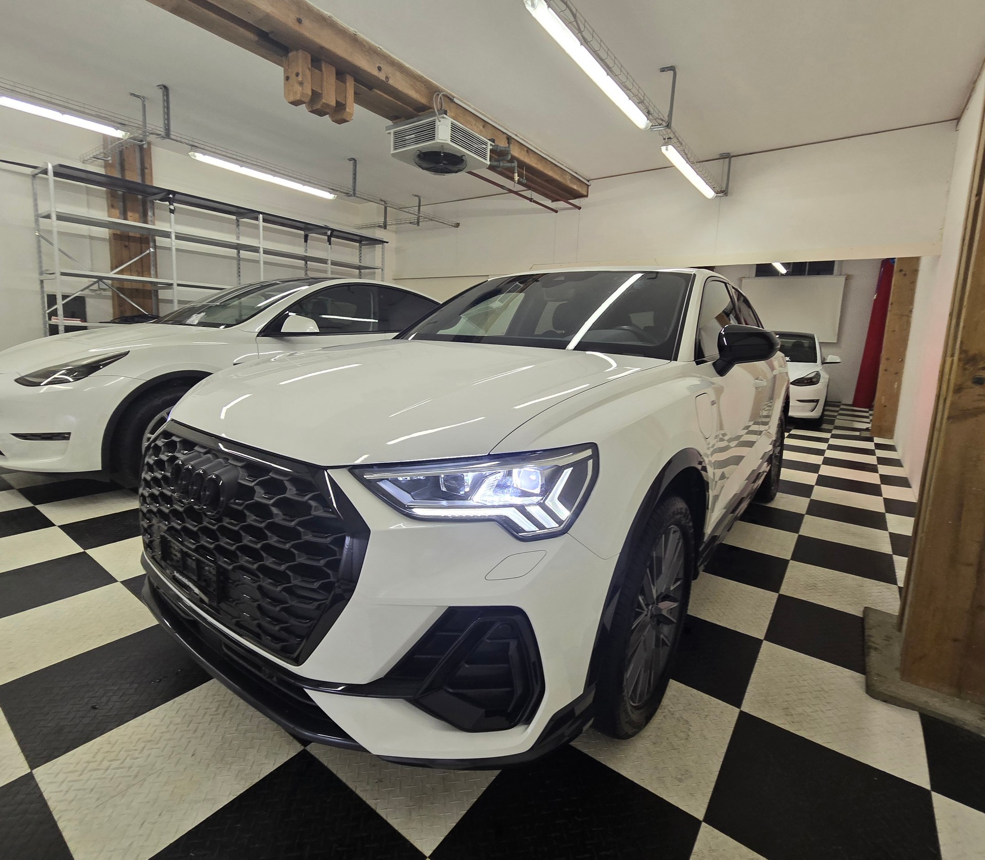 AUDI Q3 Sportback 45 TFSI e S line S-tronic-image-4