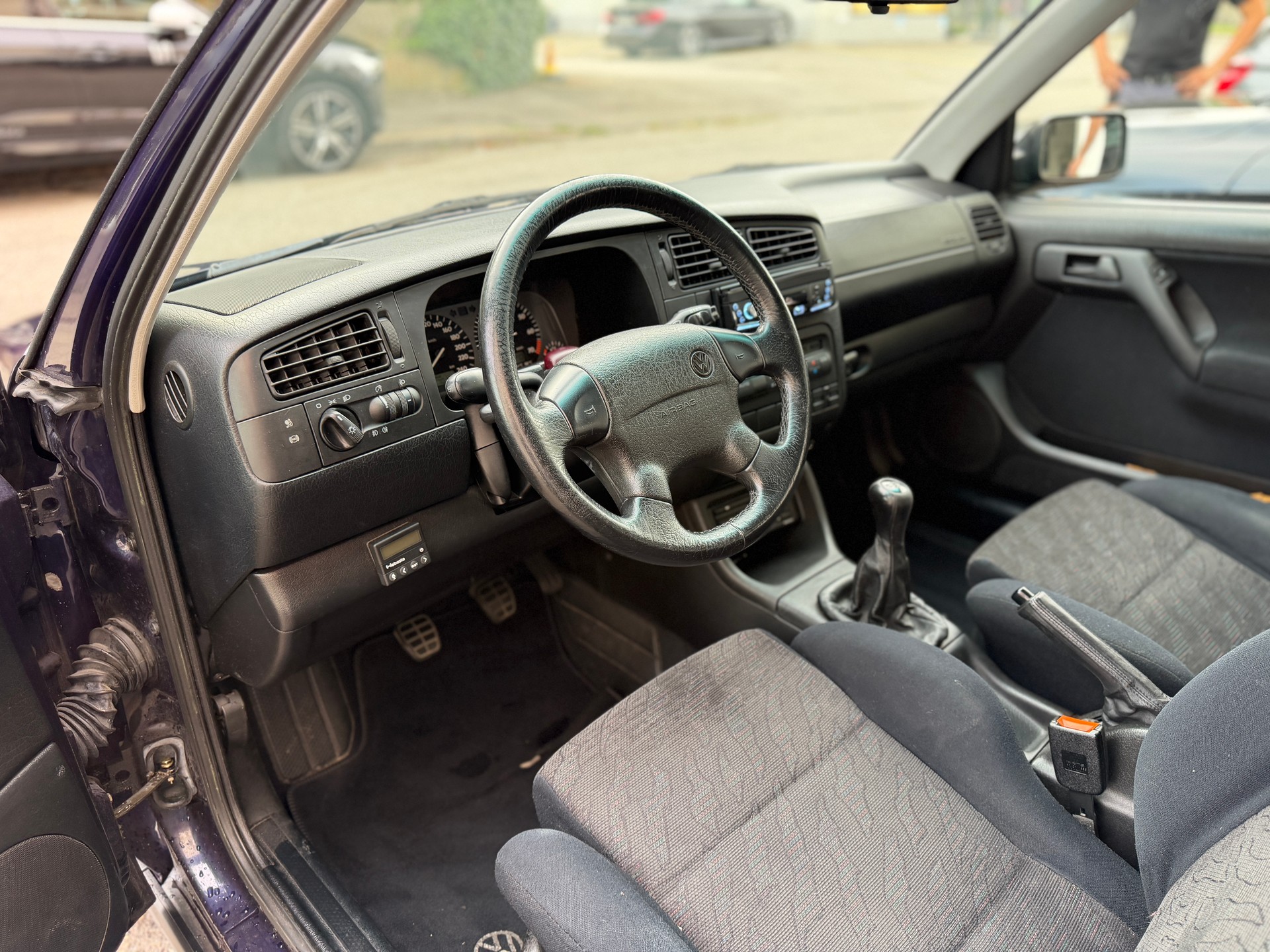 VW Vento 2800 VR6 / frisch ab MFK-image-6