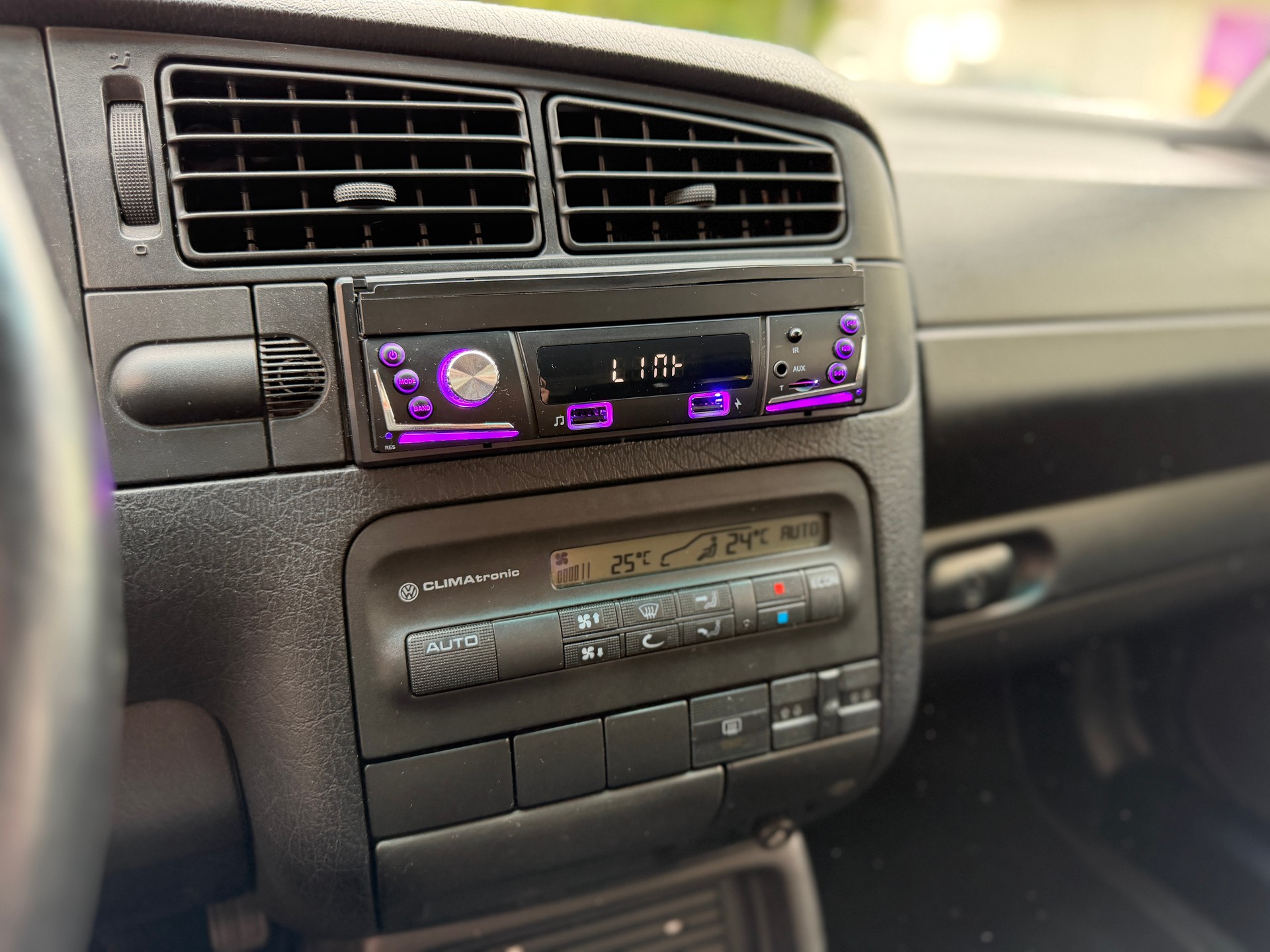 VW Vento 2800 VR6 / frisch ab MFK-image-10
