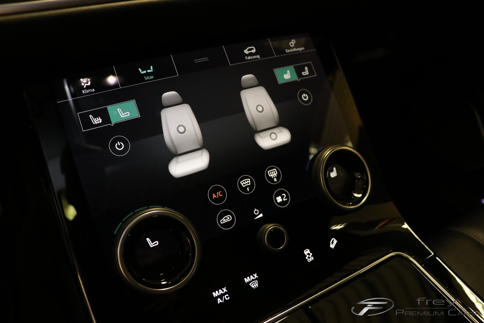 LAND ROVER Range Rover Velar R-Dynamic P 380 HSE Automatic-image-25