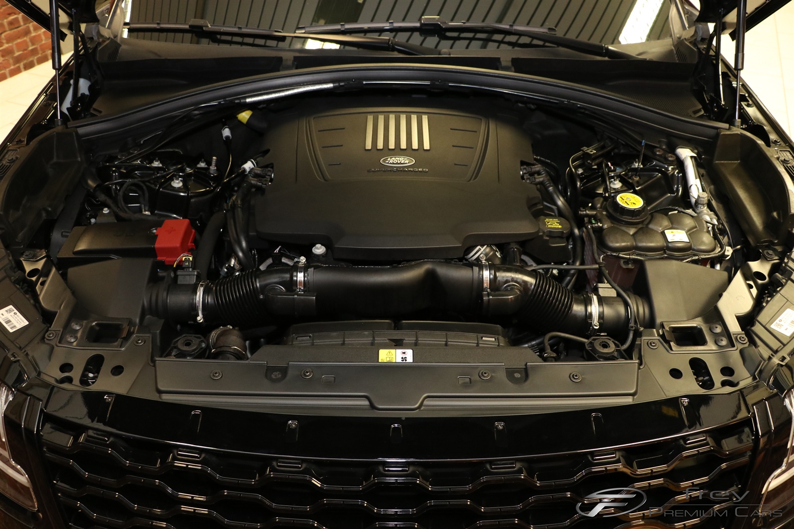LAND ROVER Range Rover Velar R-Dynamic P 380 HSE Automatic-image-31