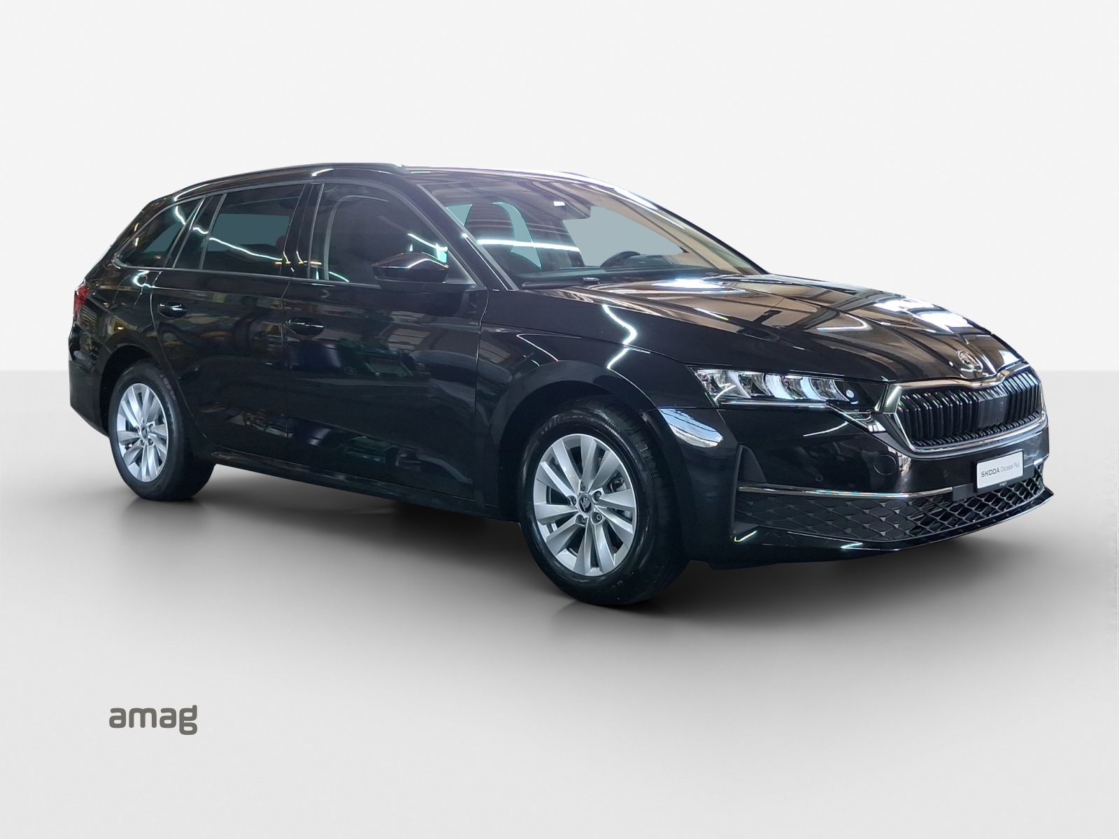 SKODA Octavia Combi 1.5 TSI mHEV DSG Dynamic-image-5
