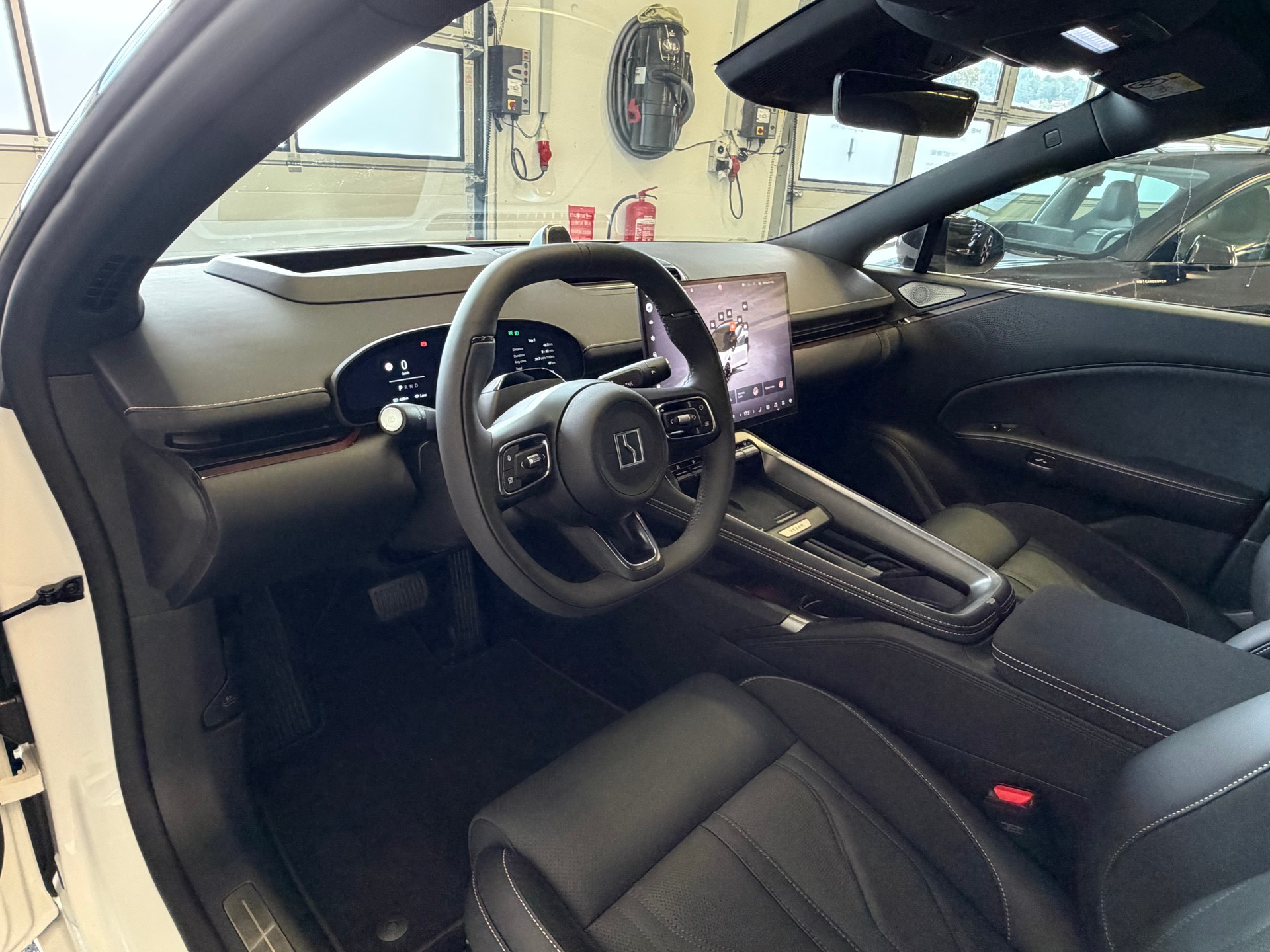 ZEEKR 7GT 100kWh Prvilege Launch Edition AWD-image-14