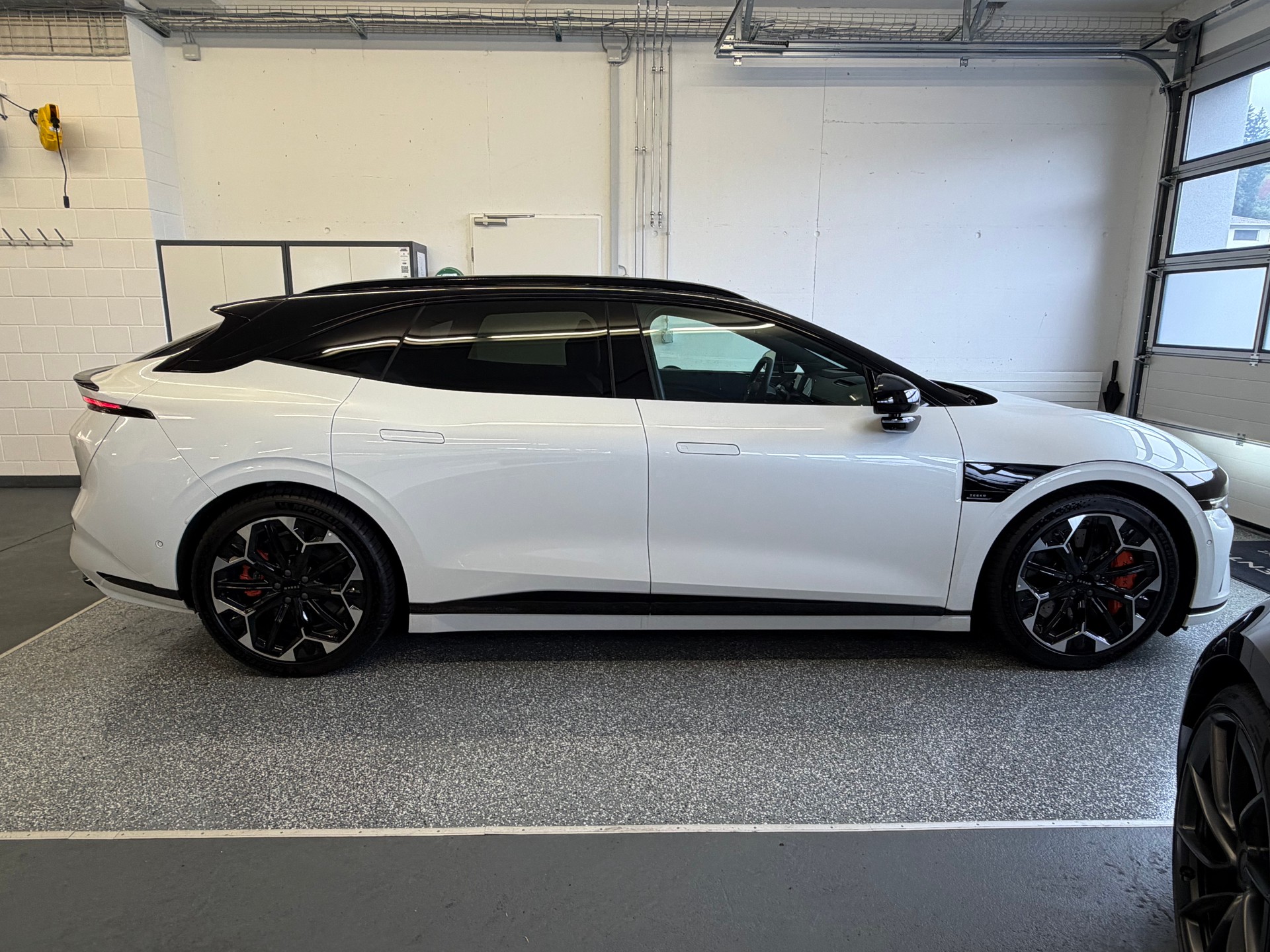 ZEEKR 7GT 100kWh Prvilege Launch Edition AWD-image-12