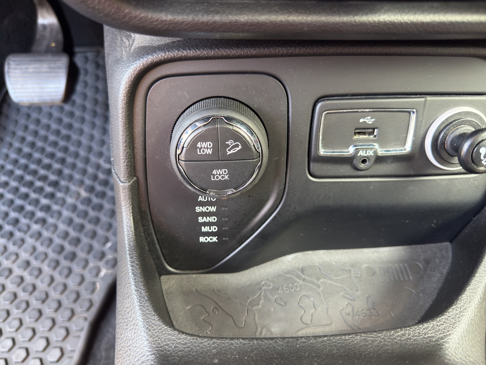 JEEP Renegade 2.0 CRD Trailhawk AWD + Low Range 9ATX-image-17