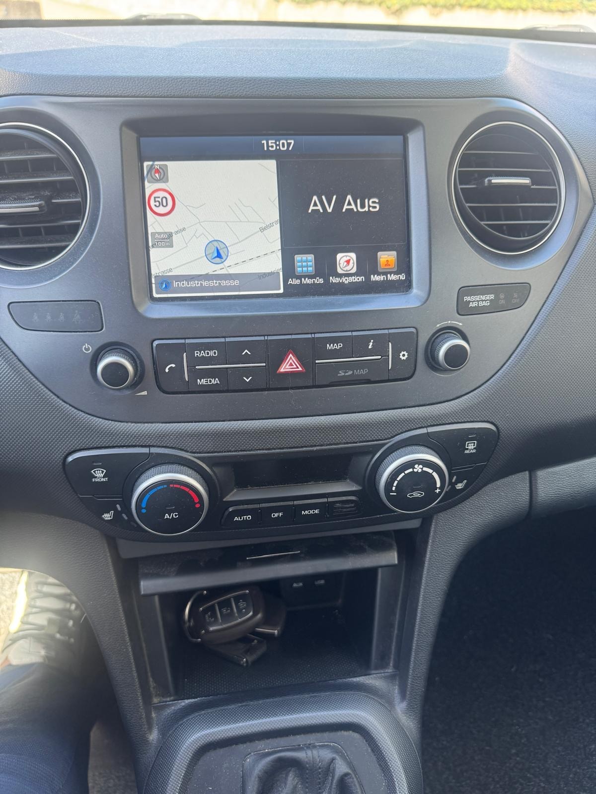 HYUNDAI i10 1.2 Vertex Automatic-image-12