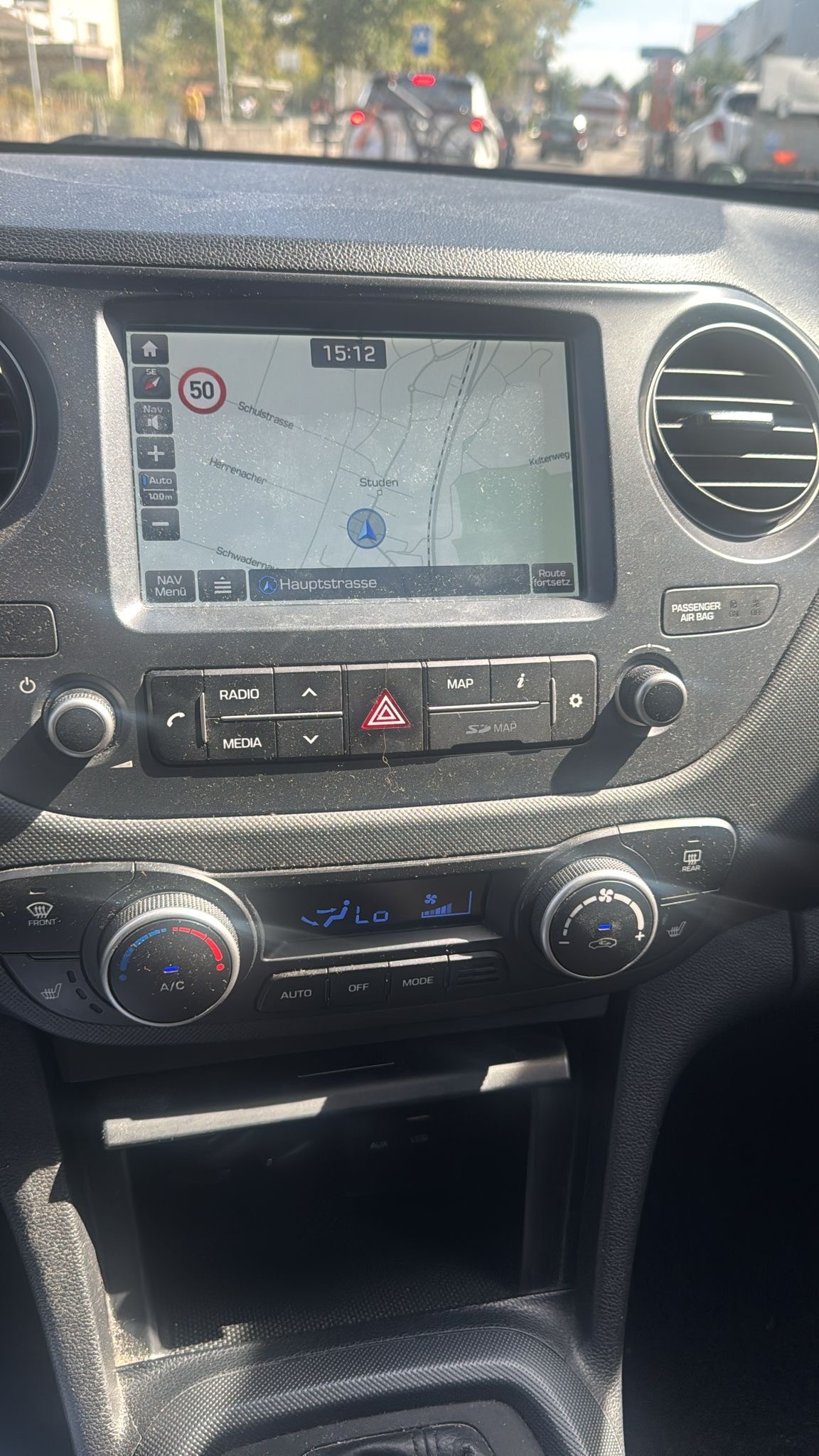 HYUNDAI i10 1.2 Vertex Automatic-image-11
