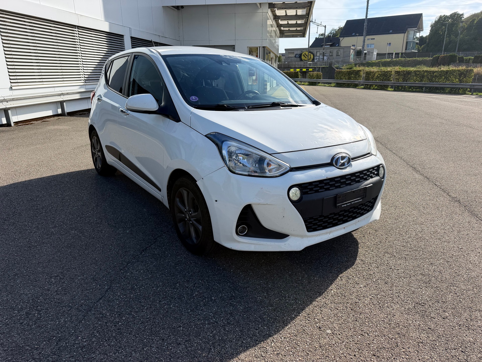 HYUNDAI i10 1.2 Vertex Automatic-image-1