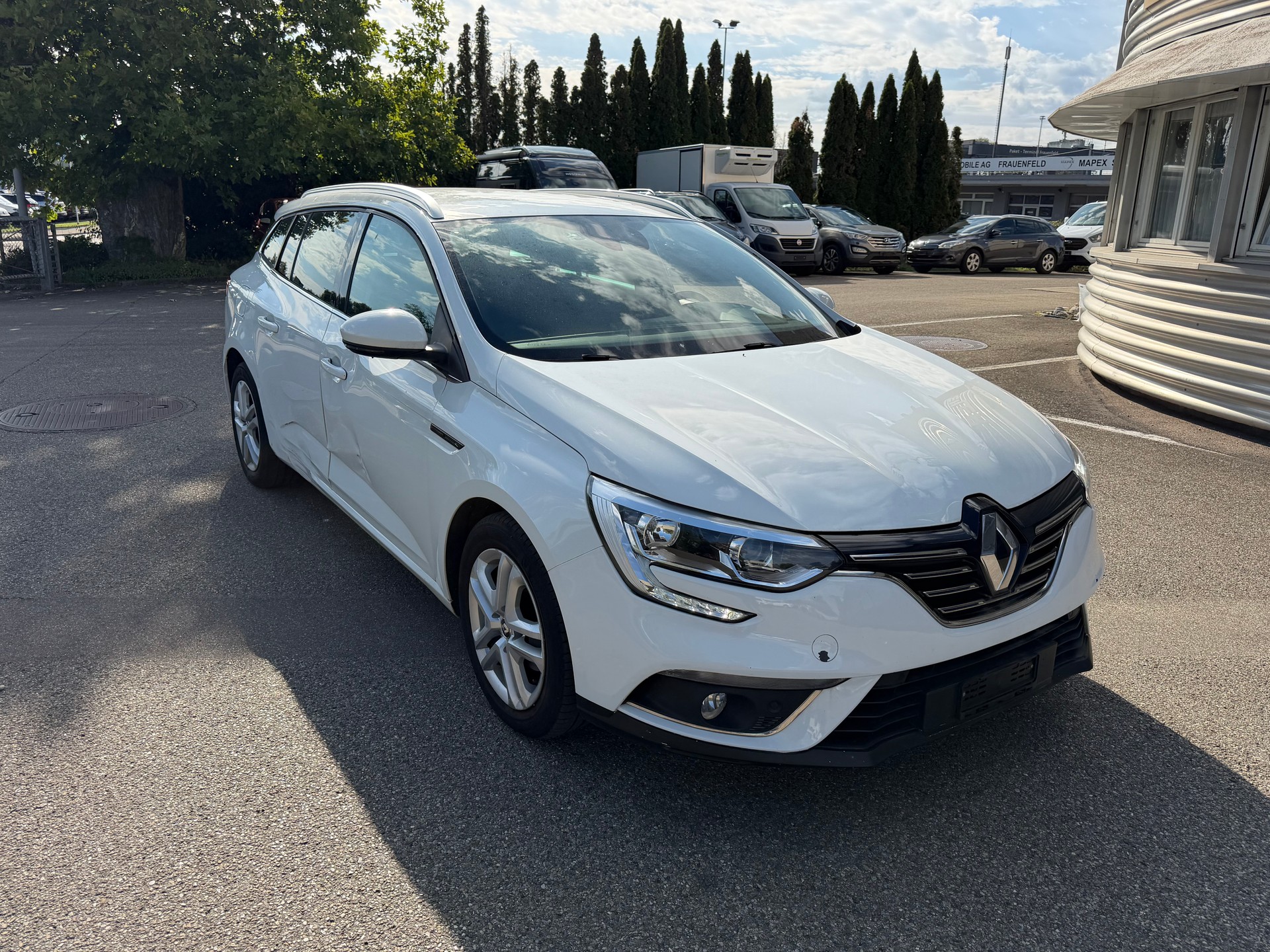 RENAULT Mégane Grandtour 1.5 dCi Business EDC-image-2