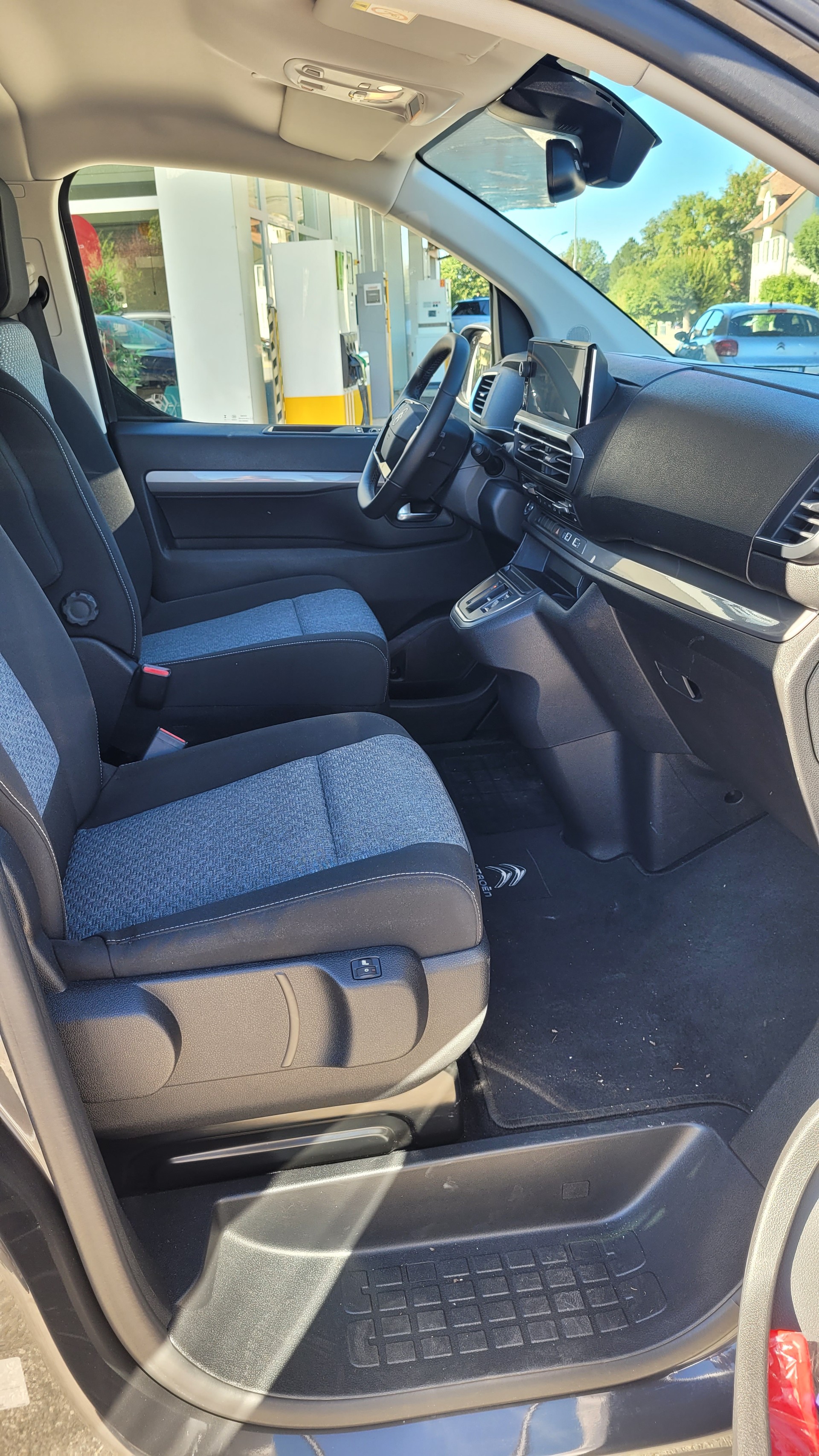 CITROEN Spacetourer 2.0 BlueHDi You M S/S-image-9