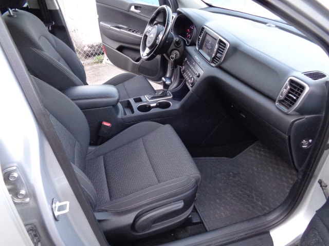 KIA Sportage 2.0CRDi Trend 4WD Automat-image-8