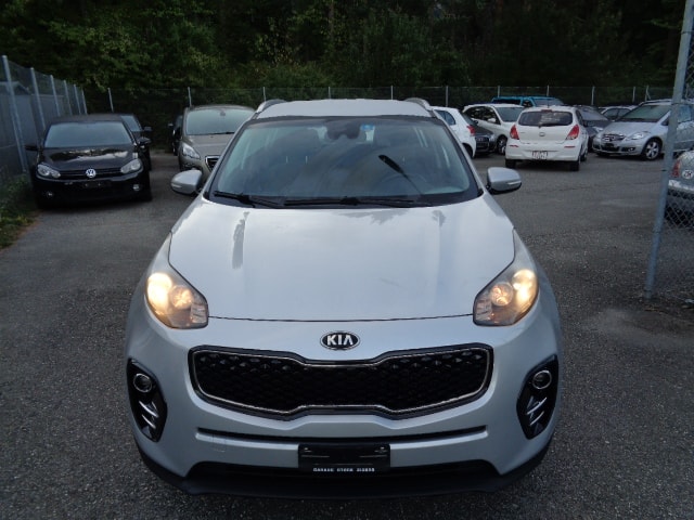 KIA Sportage 2.0CRDi Trend 4WD Automat-image-1