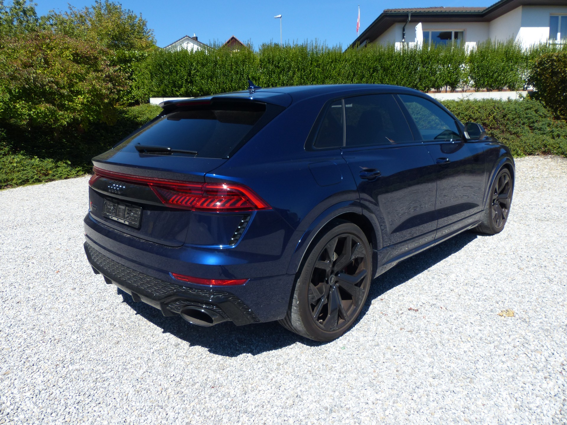 AUDI RSQ8 quattro tiptronic-image-9