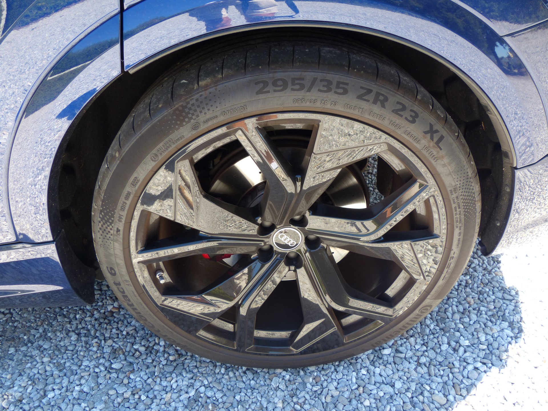 AUDI RSQ8 quattro tiptronic-image-13