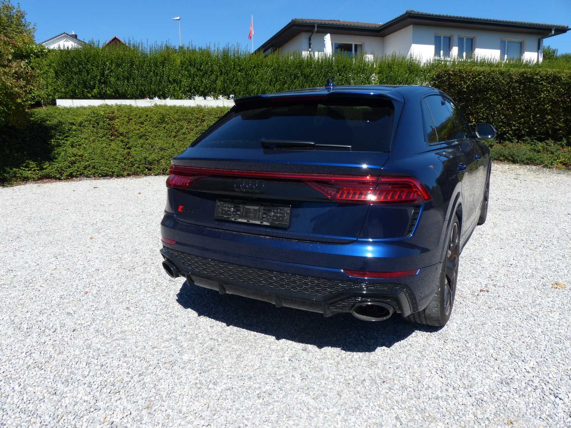 AUDI RSQ8 quattro tiptronic-image-11