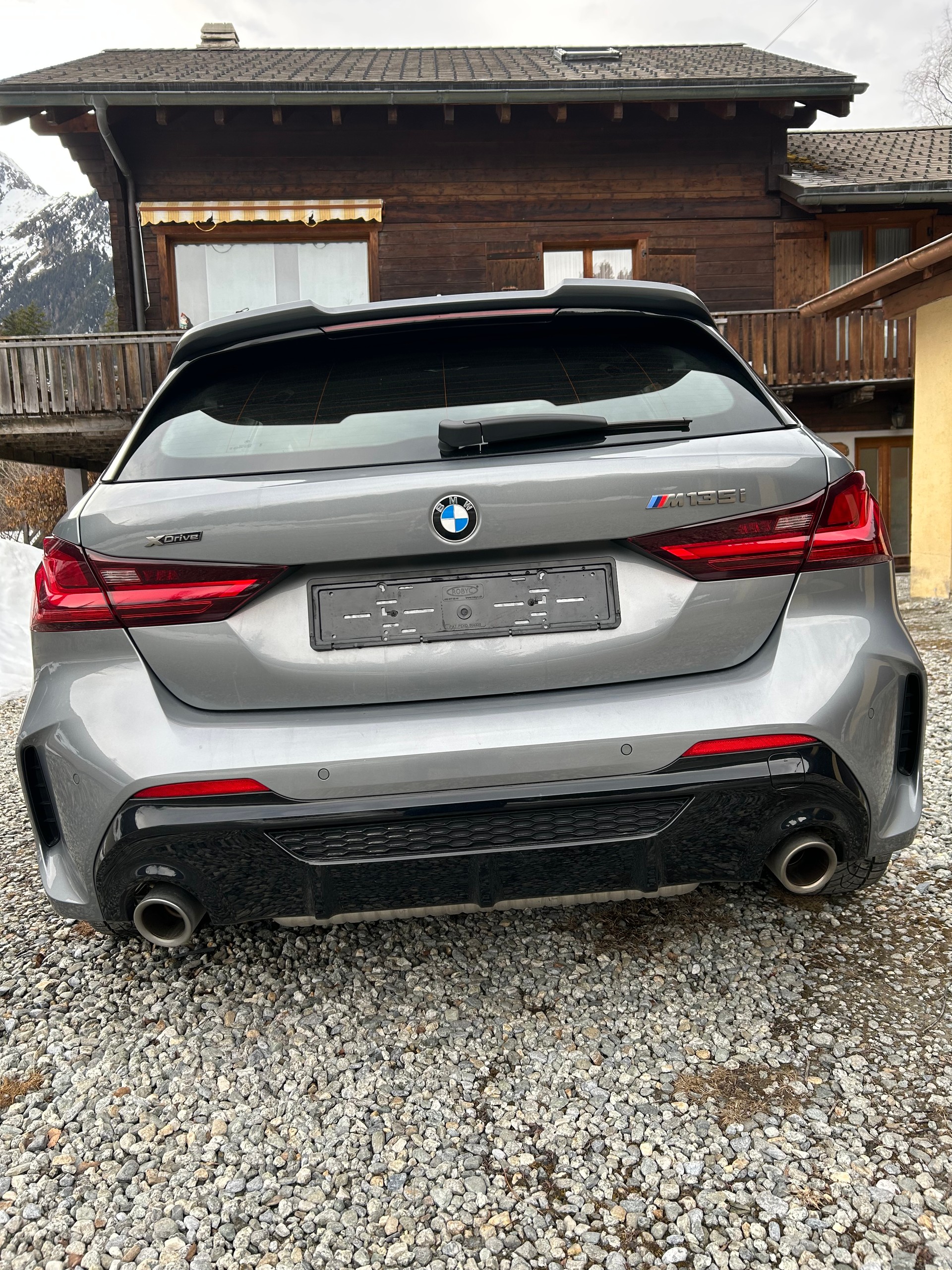 BMW M135i xDrive-image-1