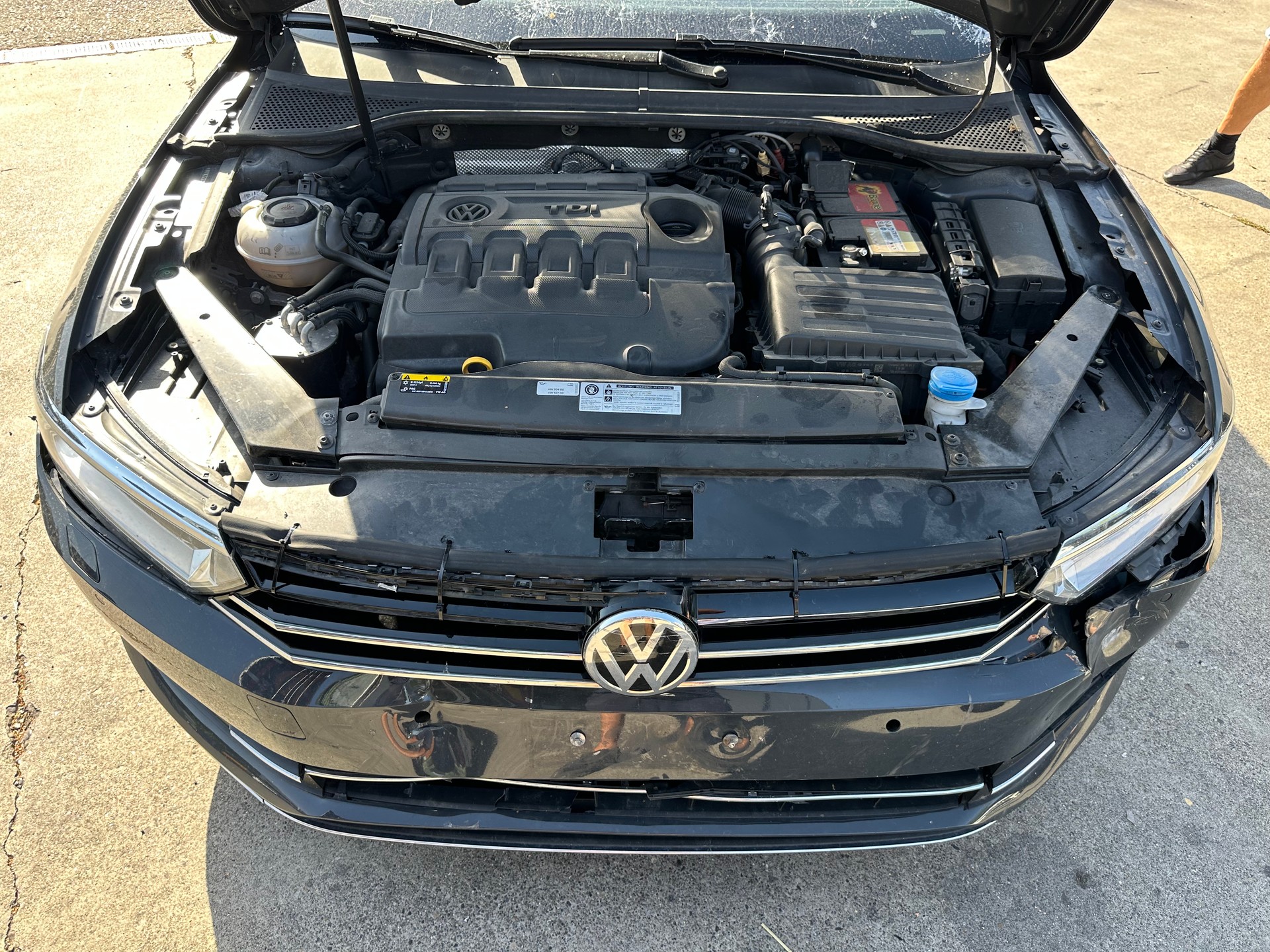 VW Passat Variant 2.0 TDI BMT Highline DSG-image-12