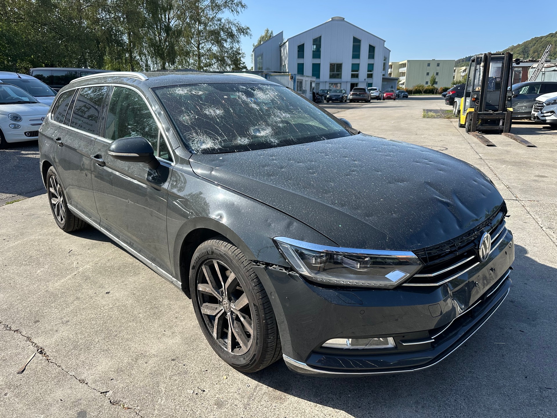 VW Passat Variant 2.0 TDI BMT Highline DSG-image-1
