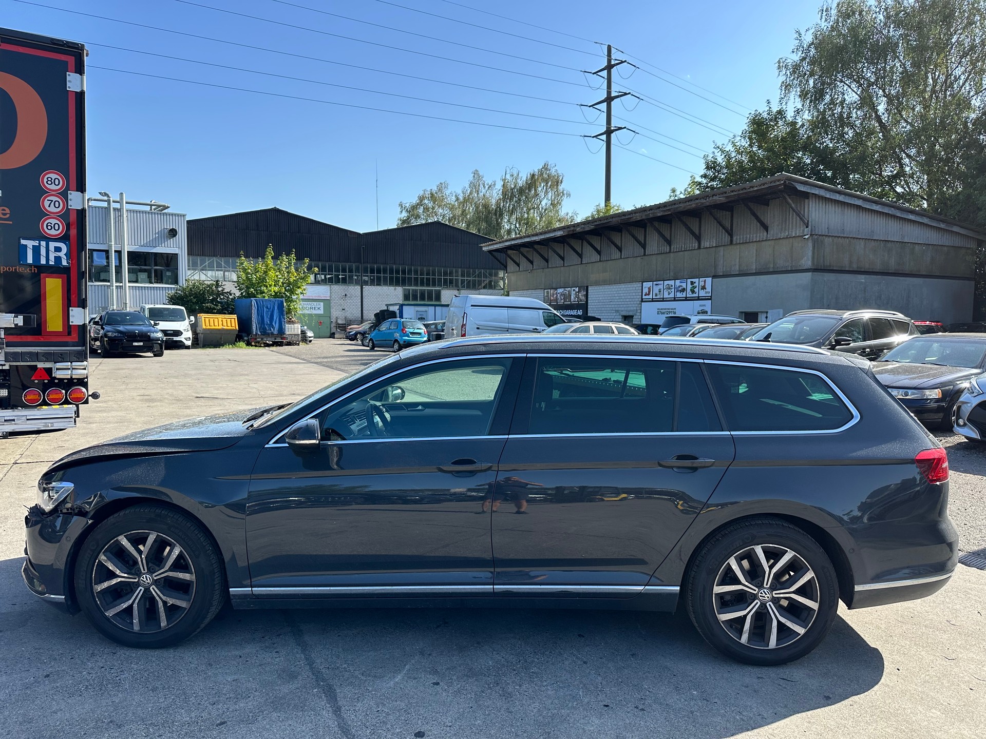VW Passat Variant 2.0 TDI BMT Highline DSG-image-8