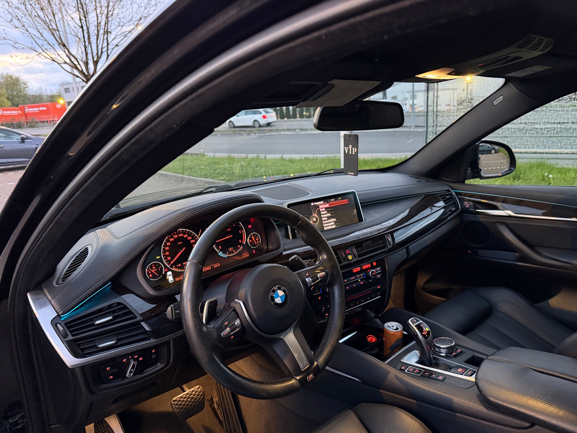 BMW 30d xDrive-image-3