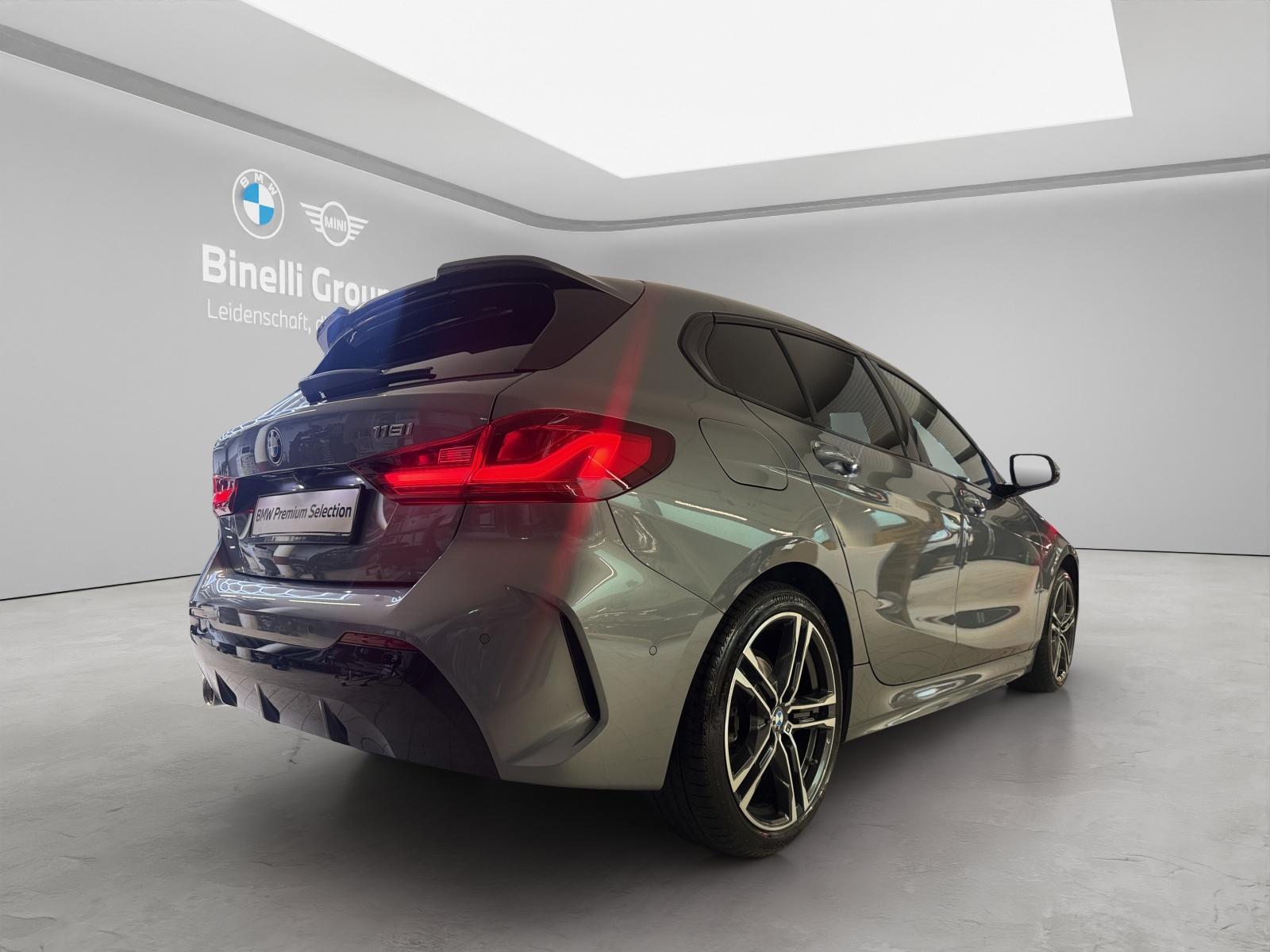 BMW 1er 118i M-SportPaket-image-4