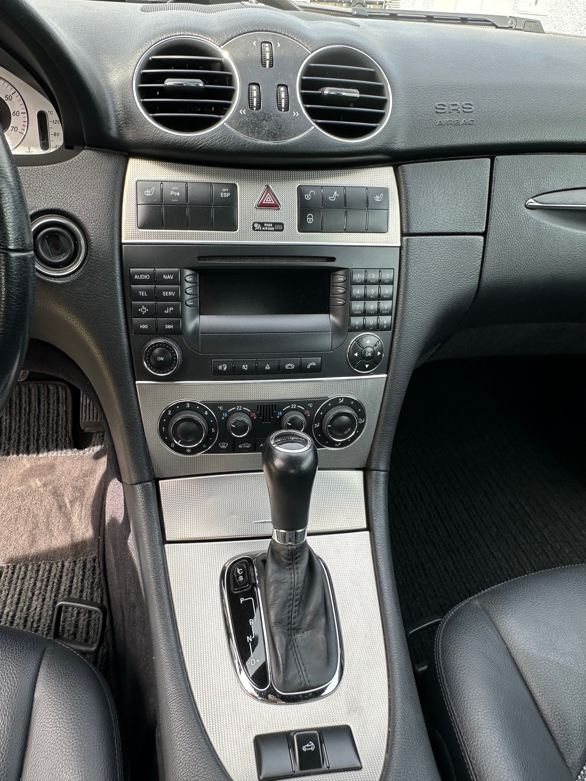 MERCEDES-BENZ CLK 200 Kompressor Elégance-image-10