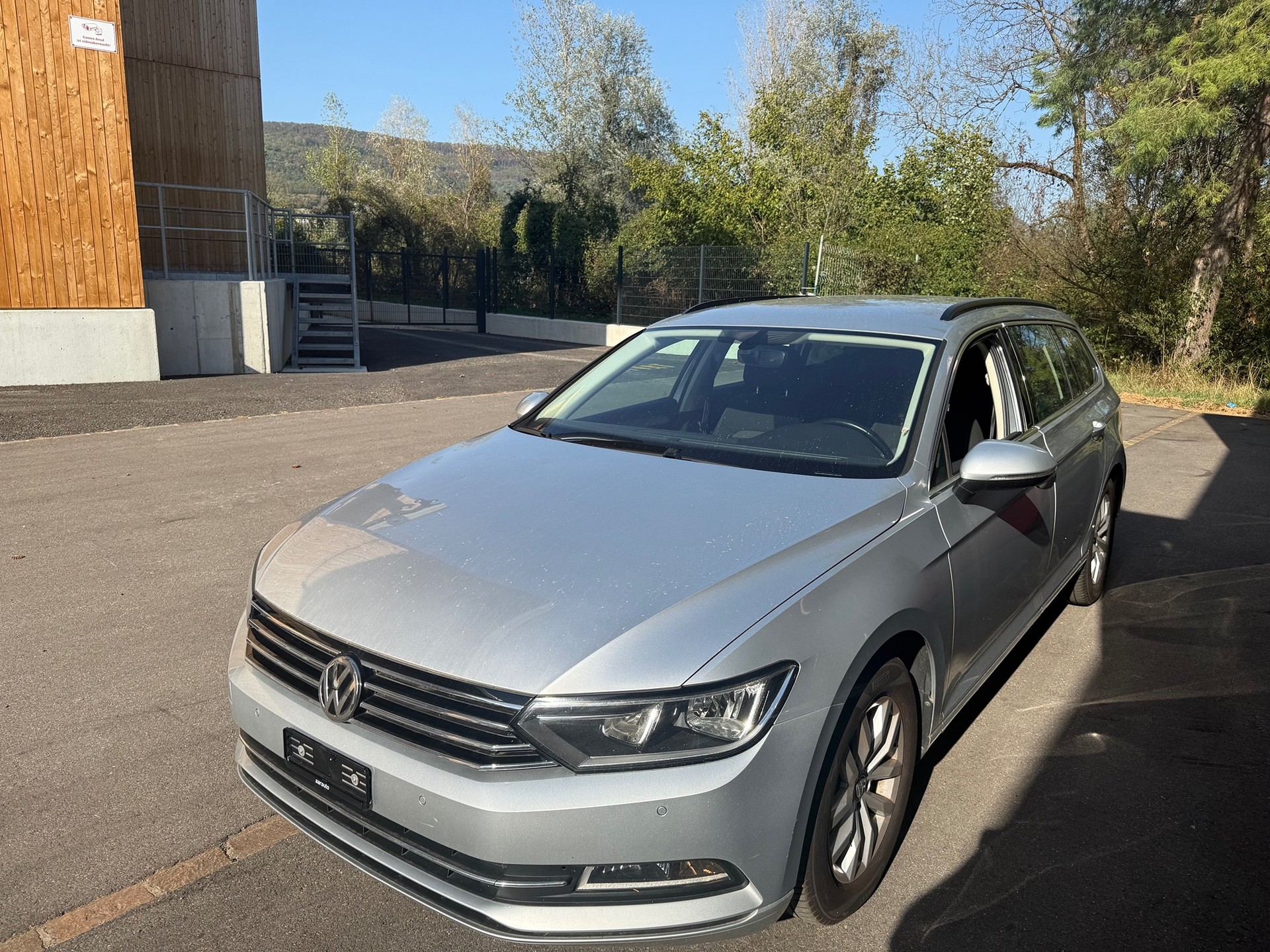VW Passat Variant 1.6 TDI BMT Comfortline DSG-image-1