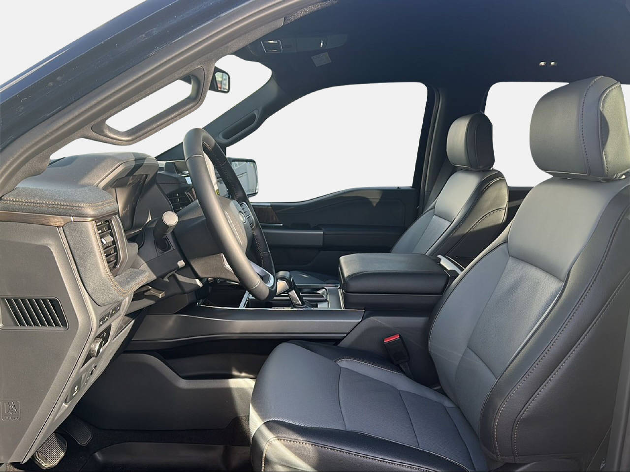 FORD F-150 Lightning DKab.Pick-up 98 kWh Lariat Launch Edition-image-23