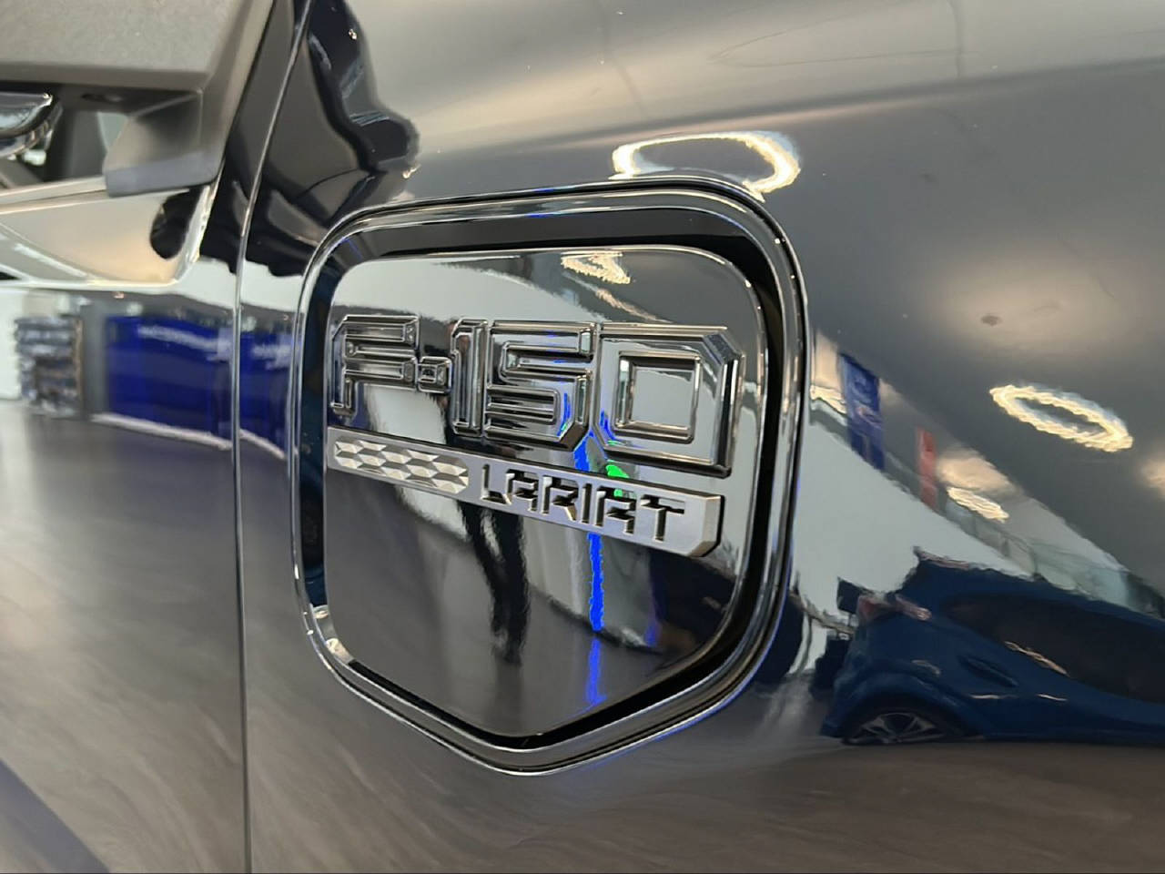 FORD F-150 Lightning DKab.Pick-up 98 kWh Lariat Launch Edition-image-21