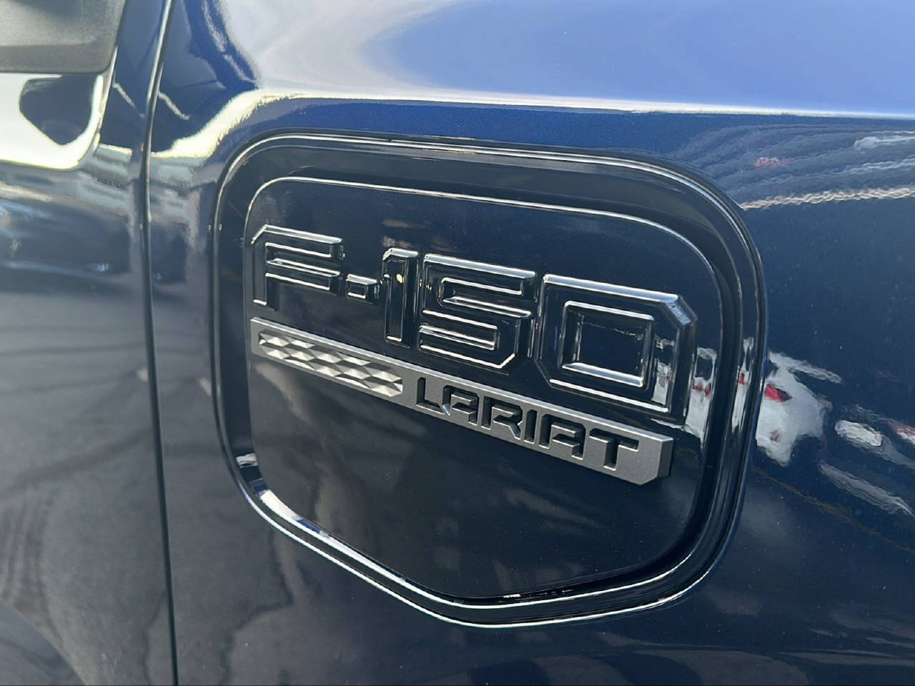 FORD F-150 Lightning DKab.Pick-up 98 kWh Lariat Launch Edition-image-15