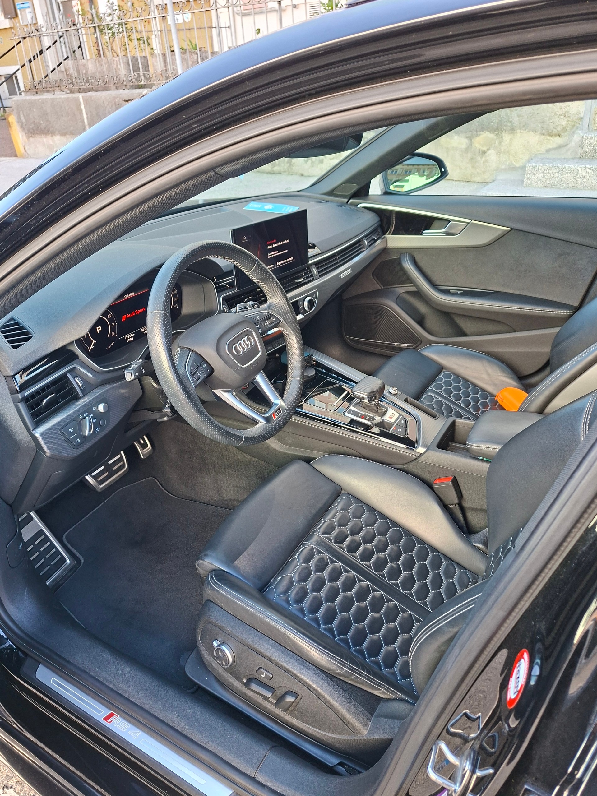 AUDI 2.9 V6 TFSI quattro T-Tronic-image-4