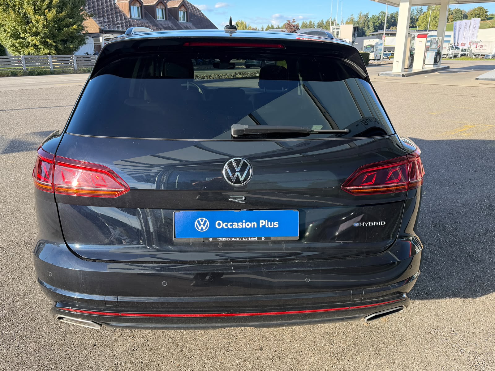 VW Touareg 3.0 TSI eHybrid R Tiptronic-image-3