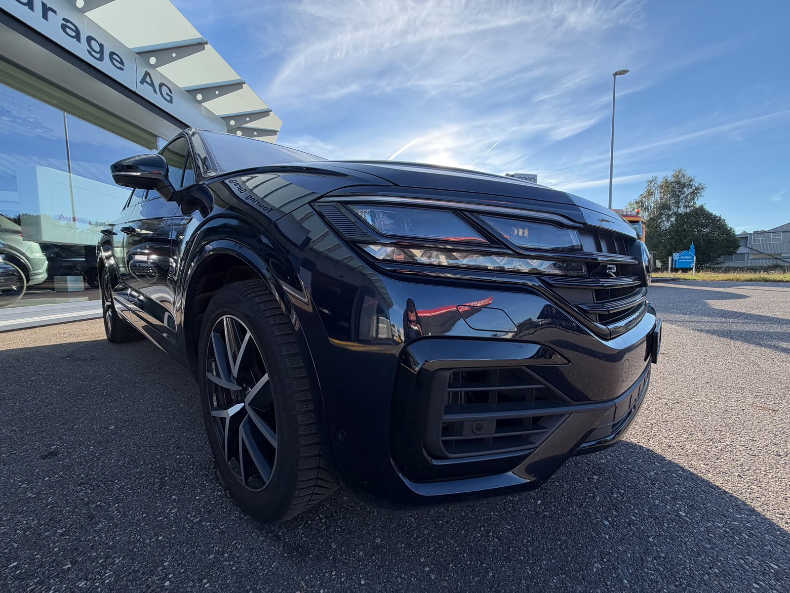 VW Touareg 3.0 TSI eHybrid R Tiptronic-image-8